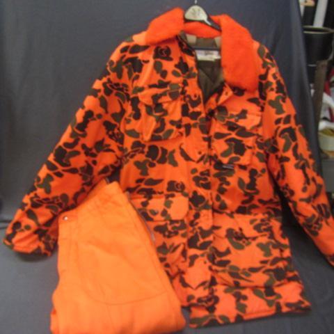 lot 90 image: Orange Camo Jacket & Pants