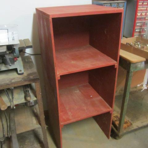lot 128 image: Wooden Stand