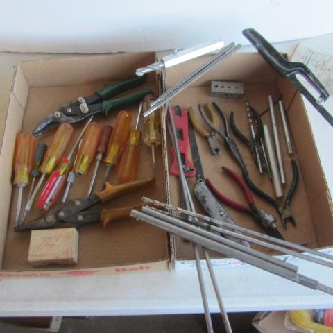 lot 131 image: Pliers, Side Cutters, Screwdrivers
