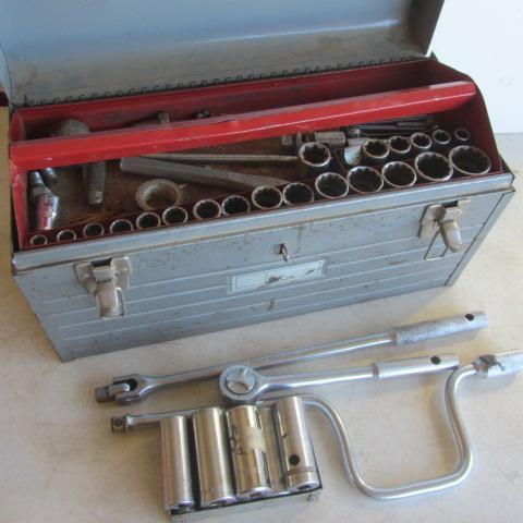 lot 155 image: Sockets 12, Ratchet, Extensions