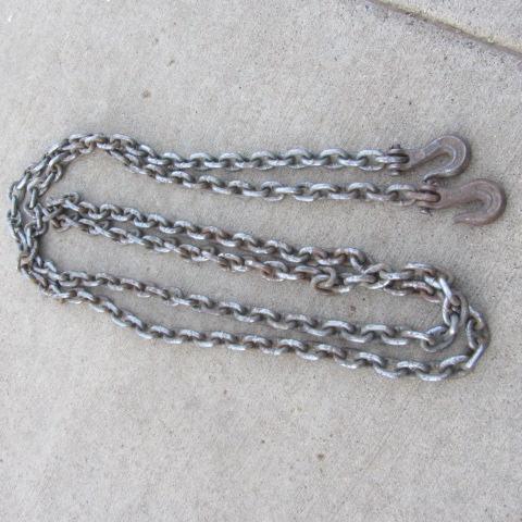 lot 173 image: Log Chain