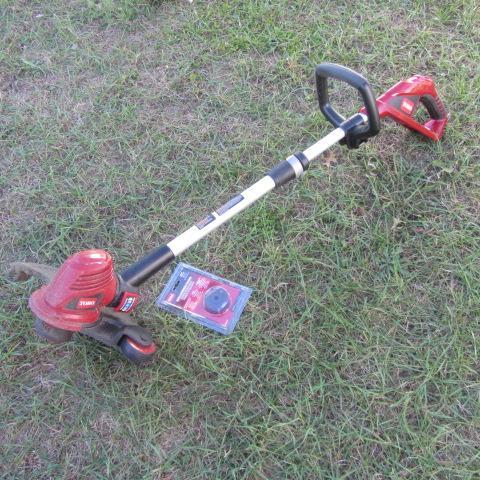lot 191 image: Toro Cordless Trimmer