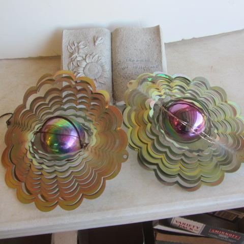 lot 200 image: Garden Plaque, Metal Spinners
