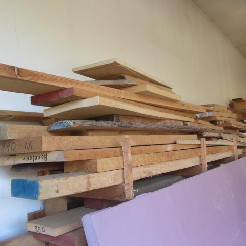 lot 203 image: Red & White Oak, Boxelder wood