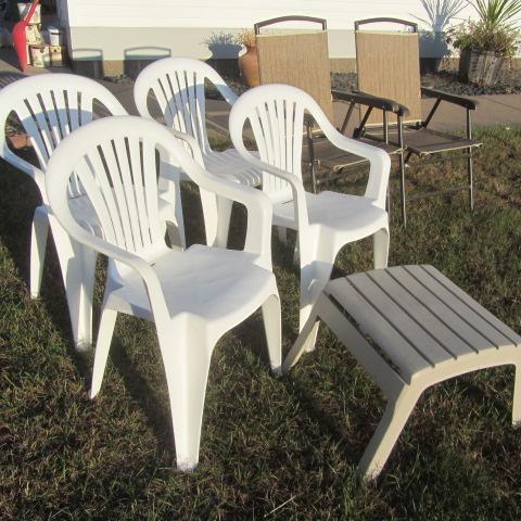 lot 214 image: Plastic Chairs, Stool & Two Folding Chairs