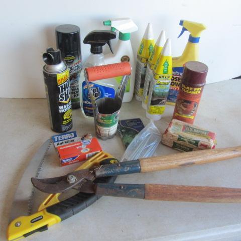 lot 237 image: Insect Spray, Liquid Fence, Pruner, Bulb Planter