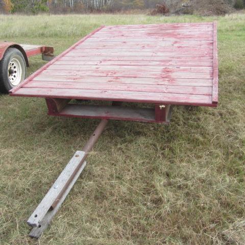 lot 251 image: Yard Trailer