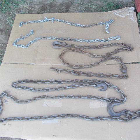 lot 266 image: Log Chains
