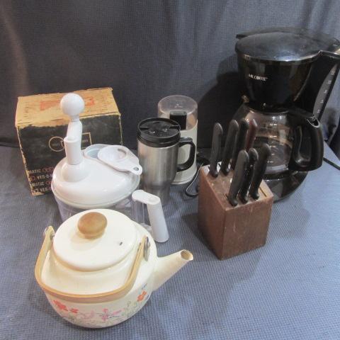 lot 293 image: Mr. Coffee, Grinder, Cups, Chopper