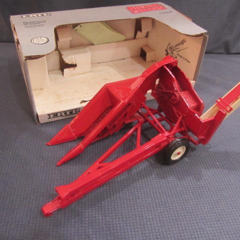 lot 313 image: McCormick Deering PR-1 Corn Picker