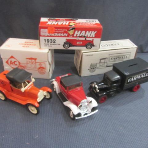 lot 322 image: Diecast Banks, Runabout, Hawkeye, Roadster