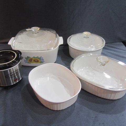 lot 378 image: Corning Casseroles, Mini Crock Pot