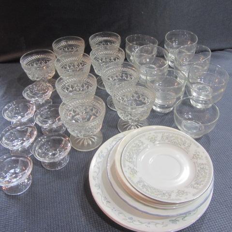 lot 389 image: Sherbets & Corelle Dishes