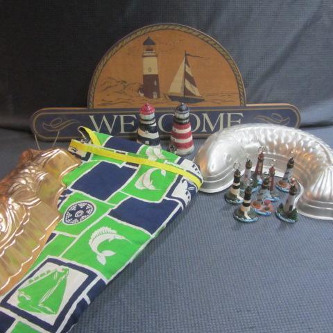 lot 415 image: Fish Molds, Light House Card Holders