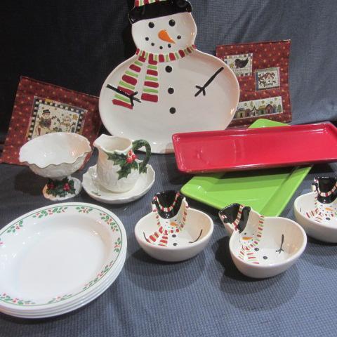lot 418 image: Snowman Entertaining Dishes