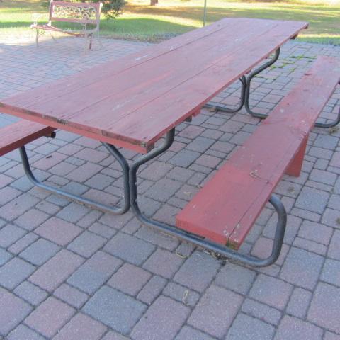 lot 42 image: Wooden 8ft Picnic Table