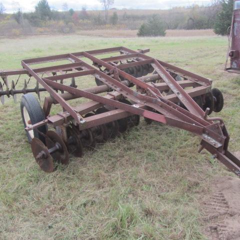 lot 46 image: Intl Tandem Disk