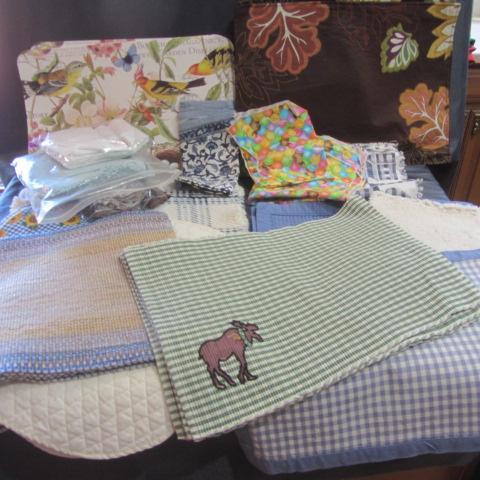 lot 473 image: Placemats