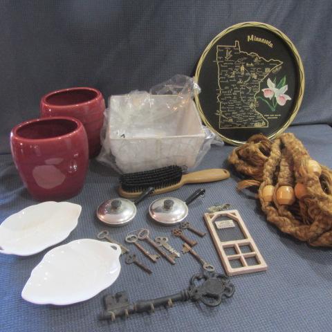 lot 484 image: Skeleton Keys, Shakers, Vases