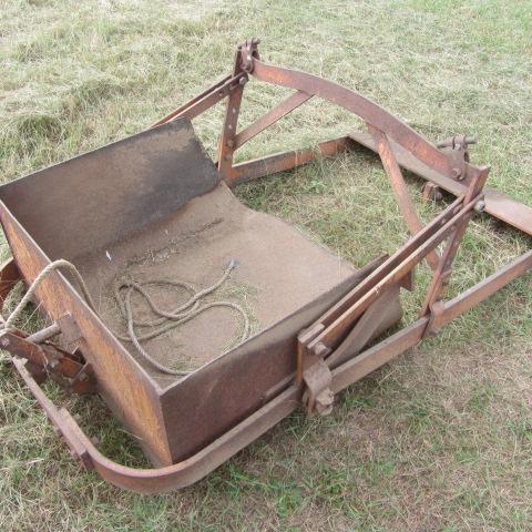 lot 49 image: Slush Bucket