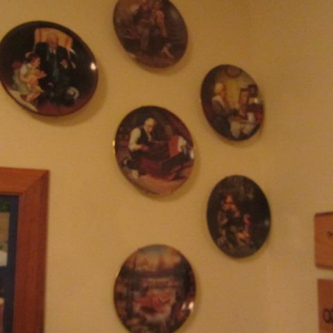 lot 516 image: Norman Rockwell Plates