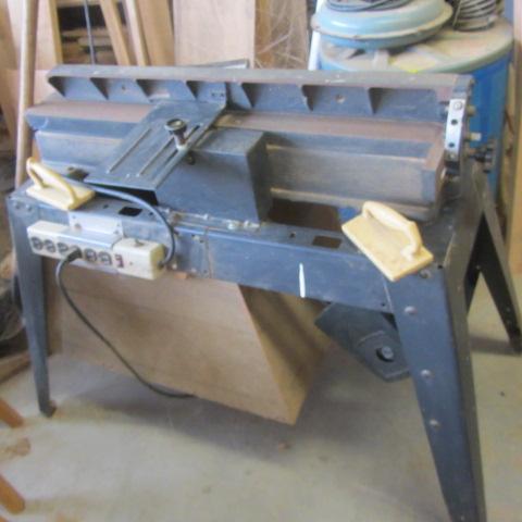 lot 52 image: Craftsman Jointer  Planer