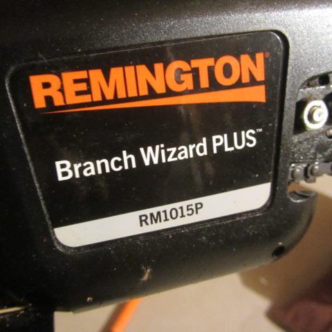 lot 551 image: Remington Pole Saw