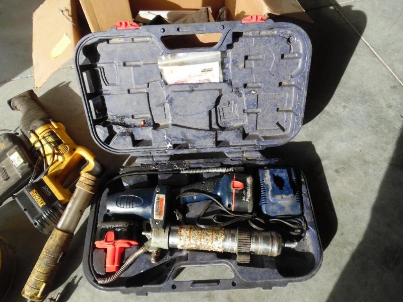 Lincoln Grease Gun