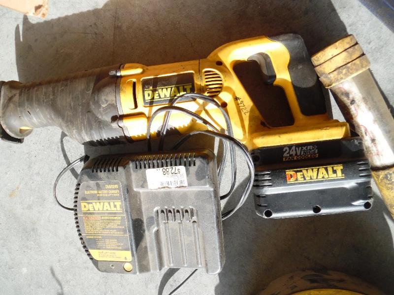 Variable Speed Reciprocating Saw