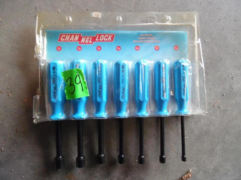Nut driver set