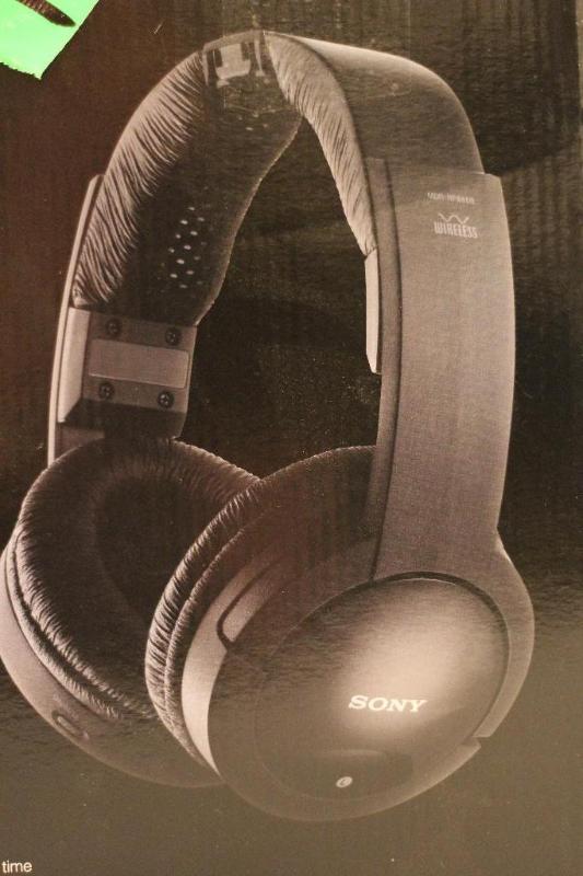 lot 1 image: Sony - Wireless FM Over-the-Ear Headphones