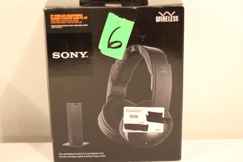 lot 6 image: Sony - Wireless FM Over-the-Ear Headphones