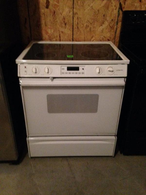 Magic Chef Stove