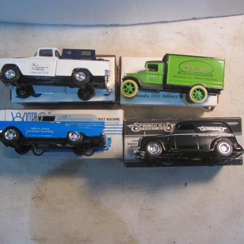 lot 116 image: Ertl Truck Banks