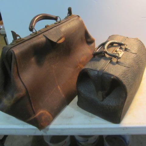 lot 217 image: Vintage Black Bag, Travel Bag