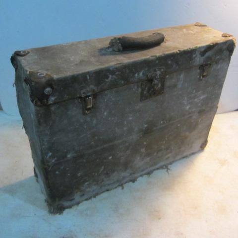 lot 245 image: Tool Carrier & Tools