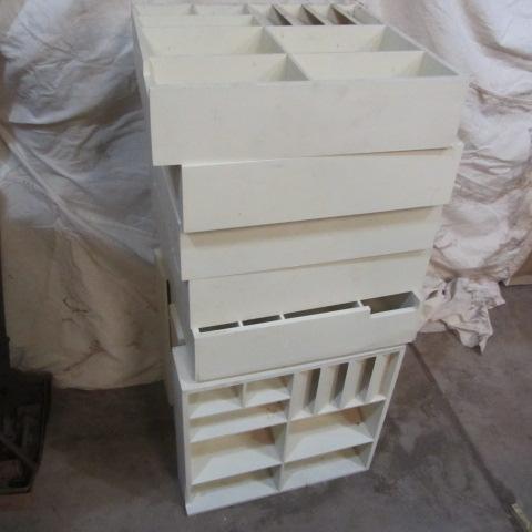 lot 249 image: Multi Compartment Boxes