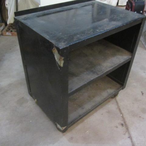 lot 251 image: Heavy Metal Shop Cart