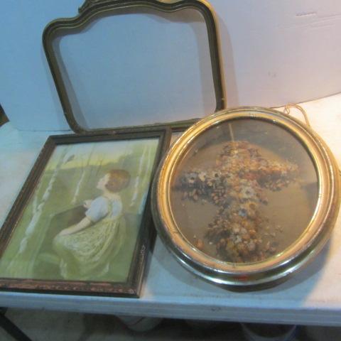 lot 295 image: Vintage Print, Shadow Box, Frame