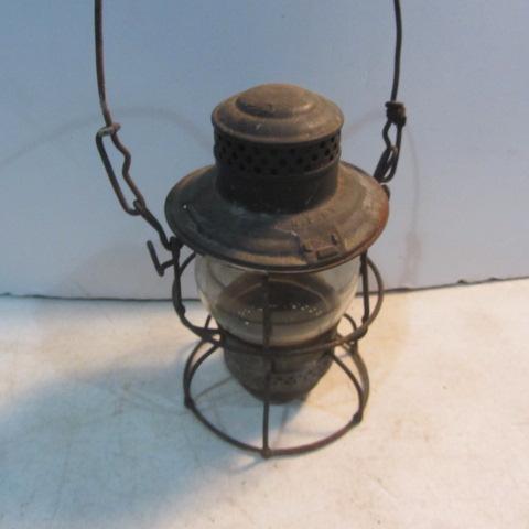 lot 3 image: Railroad Lantern