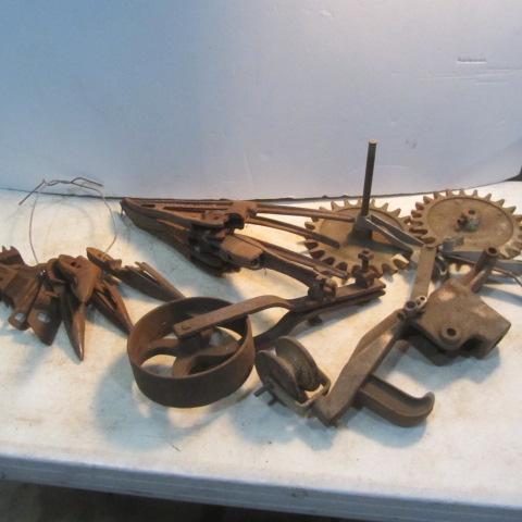 lot 32 image: Farm Primitives