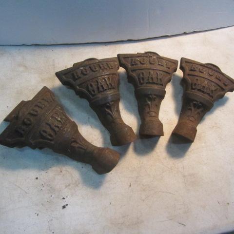 lot 41 image: Legs For Round Oak Stove