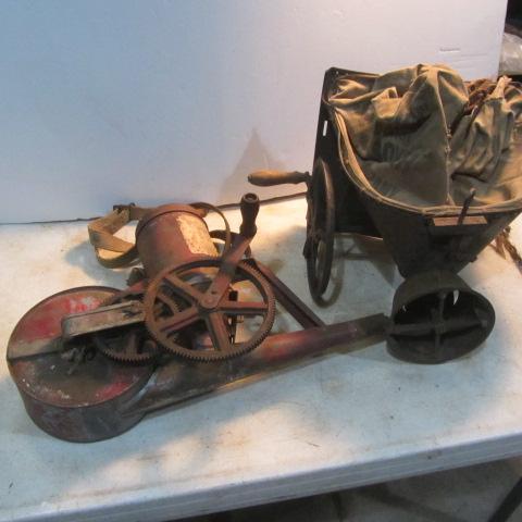 lot 47 image: Garden Duster, Broadcast Seeder
