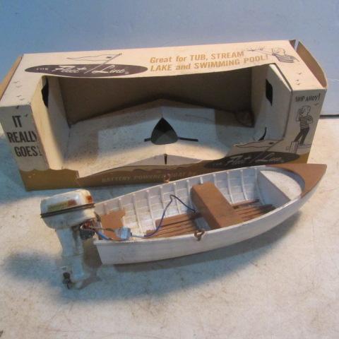 lot 55 image: Fleet Line Battery Powered Cruiser