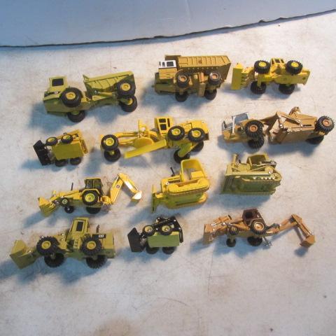 lot 63 image: Cat & John Deere Toys