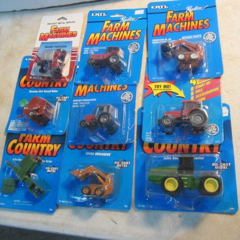 lot 79 image: Farm Country & Machine Farm Toys