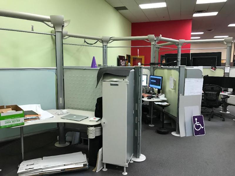 lot 10 image: (4) Herman Miller Office Cubicles  Consi...