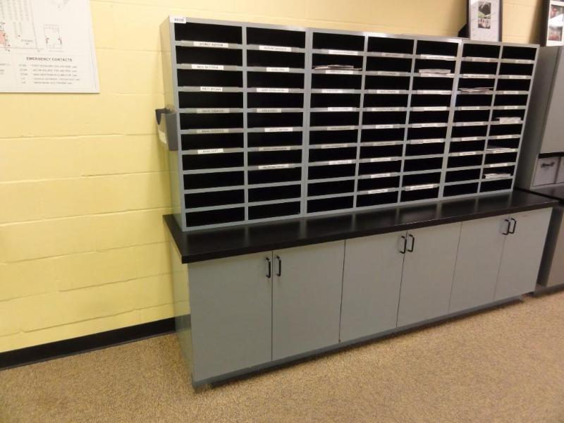 lot 16 image: Gray & Black Mail Station. Heavy Duty Con...