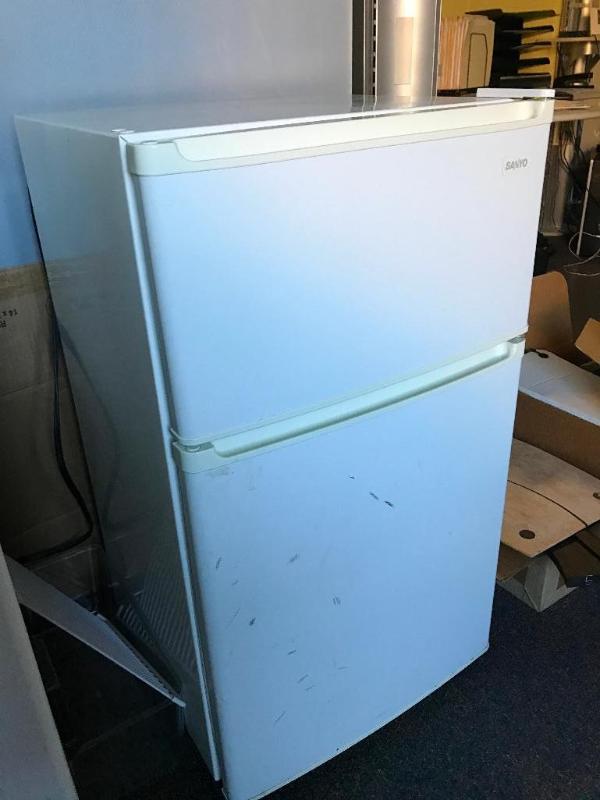 lot 164 image: Sanyo&nbspSR-290 Refrigerator  Serial N...
