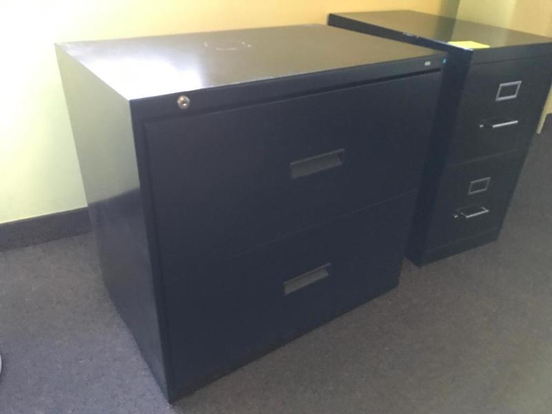 lot 169 image: Hon 2-Door Lateral File Cabinet Legal or lett...